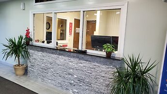 Stonewood Inn & Suites Carrollton - Smithfield