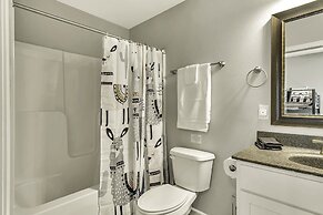 Sunset Bunker 3 Bedroom Condo by RedAwning