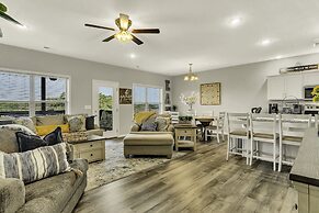 Sunset Bunker 3 Bedroom Condo by RedAwning