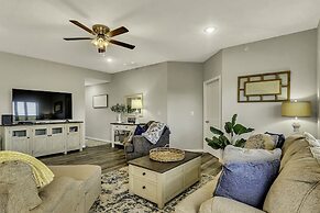 Sunset Bunker 3 Bedroom Condo by RedAwning