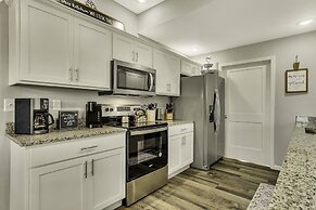 Sunset Bunker 3 Bedroom Condo by RedAwning