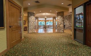 Sunset Bunker 3 Bedroom Condo by RedAwning