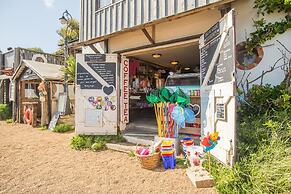 Charming 1-bed Apartment in Ventnor