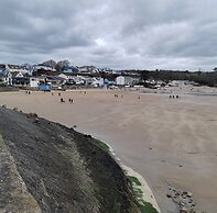 3-bed 5-6 Berth Modernised Bungalow!