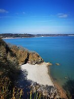 3-bed 5-6 Berth Modernised Bungalow!