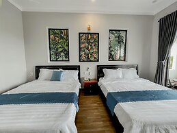 Hoi An Family Room with Swimming Pool