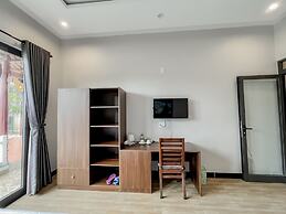 Hoi An Family Room with Swimming Pool