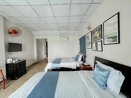 Hoi An Family Room with Swimming Pool