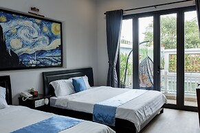 Hoi An Family Room with Swimming Pool