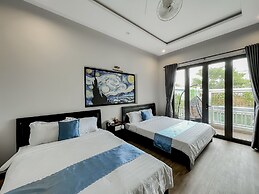 Hoi An Family Room with Swimming Pool