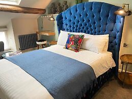 The Hive at Poppi Red