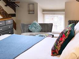 The Hive at Poppi Red