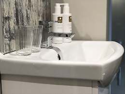 The Hive at Poppi Red