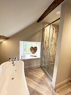 The Hive at Poppi Red