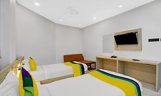 Itsy Hotels Transit Express