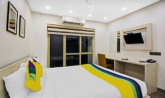 Itsy Hotels Transit Express