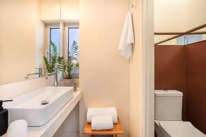 Topfloor Getaway Balcony&hot Tub+acropolis View