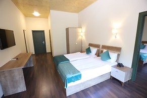 Maajid Quba Hotel&Restaurant Sanatorium