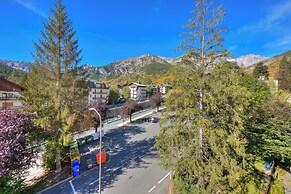 Il Rododendro  (City Center)