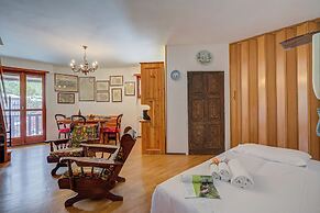 Il Rododendro  (City Center)