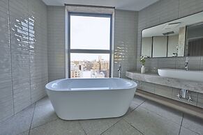 fav TOKYO NISHINIPPORI