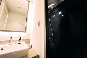 fav TOKYO NISHINIPPORI