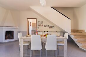 2825 Villa Andromeda by Barbarhouse