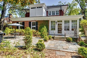 Elegant House with Patio in Greensboro