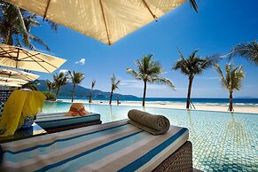 The Chic Apartment For Family