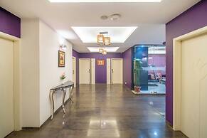 Hotel Varun