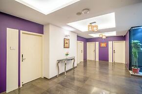 Hotel Varun
