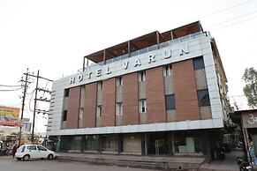 Hotel Varun