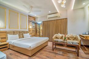 Hotel Varun