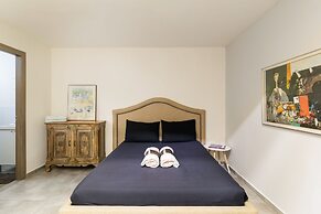 Duplex Lively Neighborhood by FeelHome