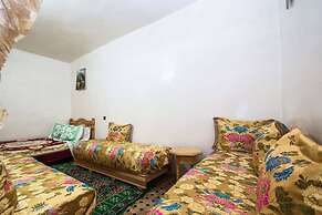 Family Room for 18 Peoples Sunny Riad Inside Medina Fes El Bali