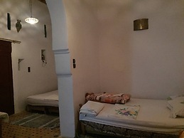 Family Room for 18 Peoples Sunny Riad Inside Medina Fes El Bali