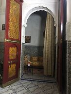 Family Room for 18 Peoples Sunny Riad Inside Medina Fes El Bali