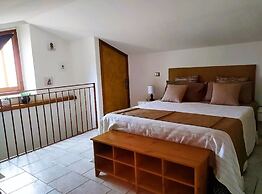 Fabulous Apartment in the Historic Center, Bright and With Easy Parkin