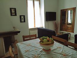 Fabulous Apartment in the Historic Center, Bright and With Easy Parkin