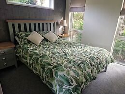 Maple 2 Bedroom Luxury Lodge in Mid Wales