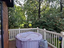 Maple 2 Bedroom Luxury Lodge in Mid Wales