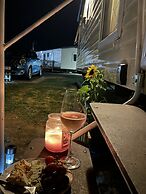 Impeccable 4-bed Caravan in Clacton-on-sea