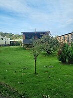 Stunning 1 Bedroom Lodge