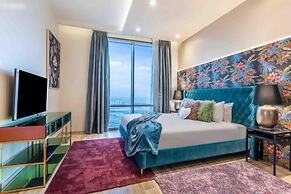 Lux 2B Apt Dubai Canal Water View