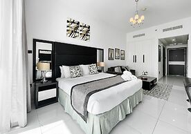 Elegant Studio Golf Course View Bnbmehomes