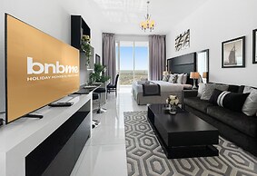 Elegant Studio Golf Course View Bnbmehomes