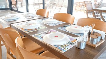 YALIKÖY DENİZ OTEL