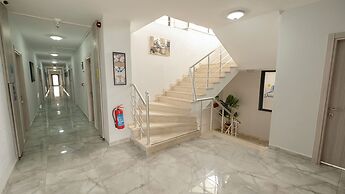 YALIKÖY DENİZ OTEL