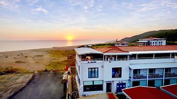 YALIKÖY DENİZ OTEL