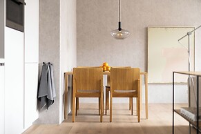 348 Suites Buitenhof Short Stay